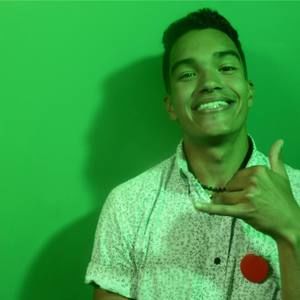 Meet your Posher, Christian